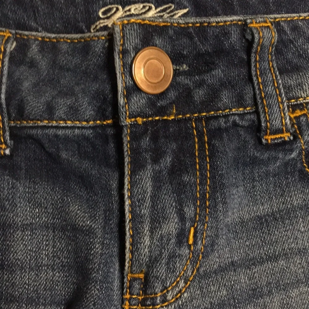 NWOT XXI Jean Shorts W26 - Picture 3 of 7